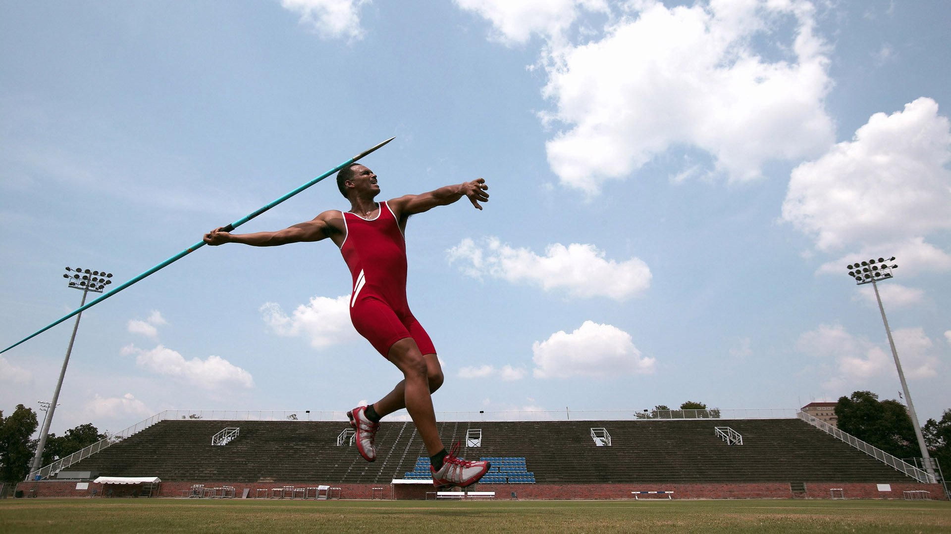 亚洲新星闪耀国际田联钻石联赛 男子110米栏再创佳绩